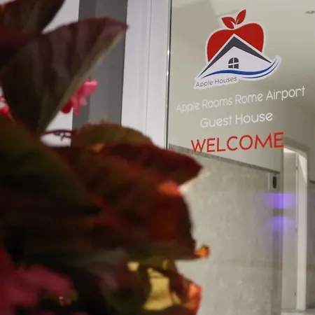 Apple Rome Airport Fiumicino
