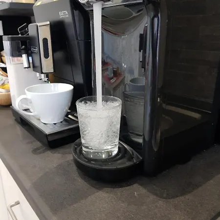 Casa de hóspedes Apple Rome Airport 5*